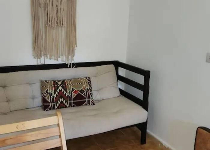 Nyaraló Solos Lair